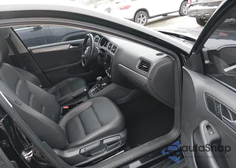 2017 Volkswagen Jetta 1.4T Se z USA, uszkodzony, nr VIN 3VWDB7AJ7HM323768